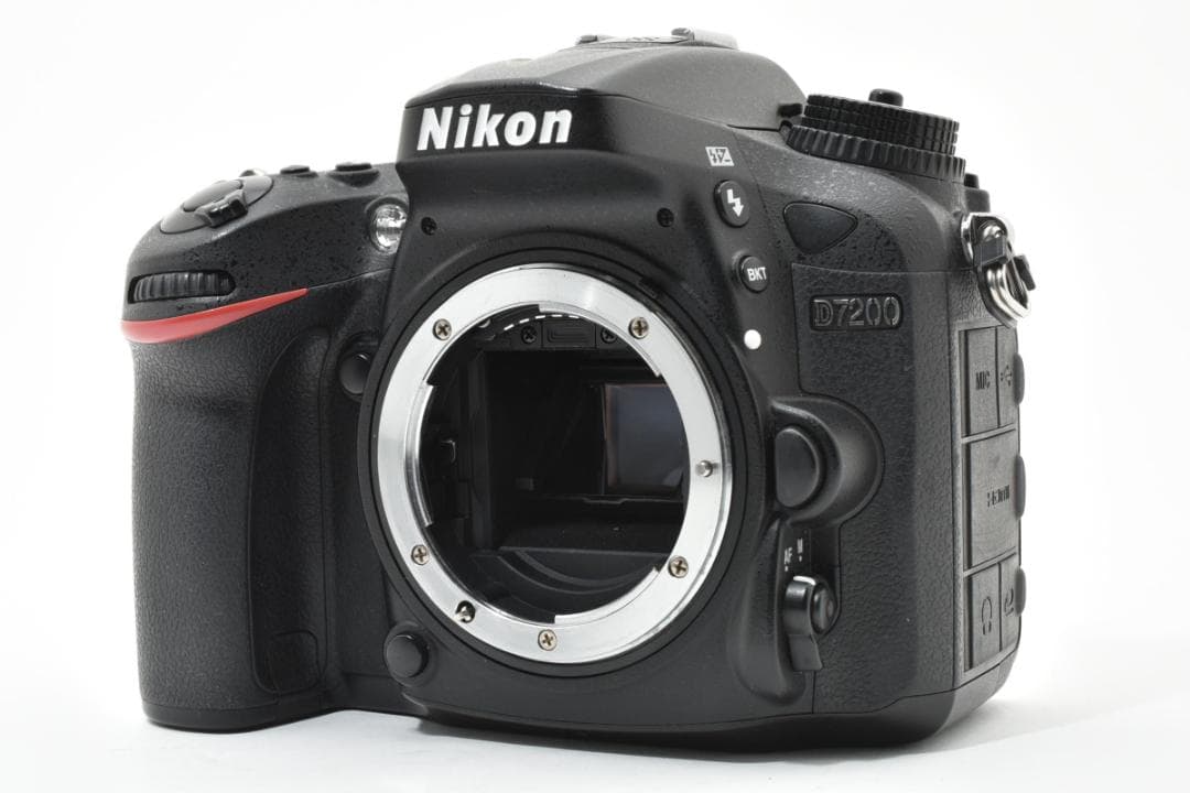 【美品】Nikon ニコン D7200 ボディ #200