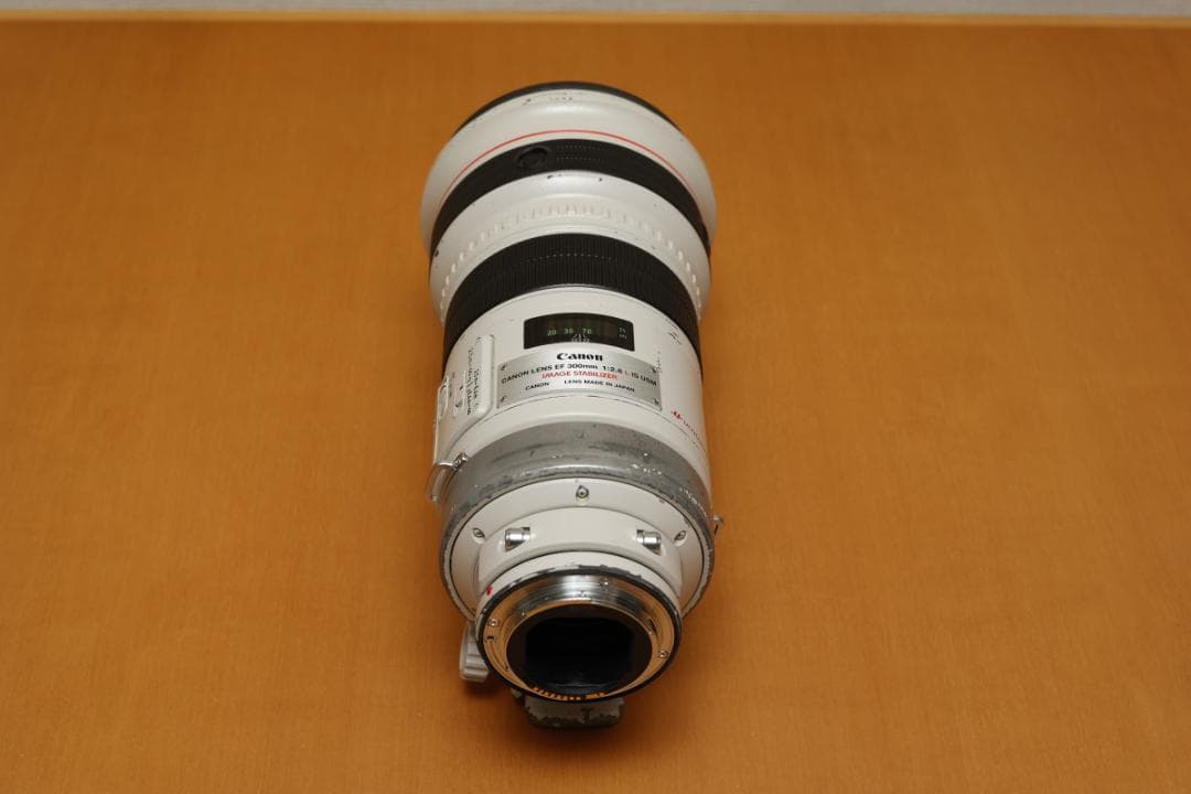 Canon EF300mm F2.8L IS USM　ケース、フード付き　おまけ