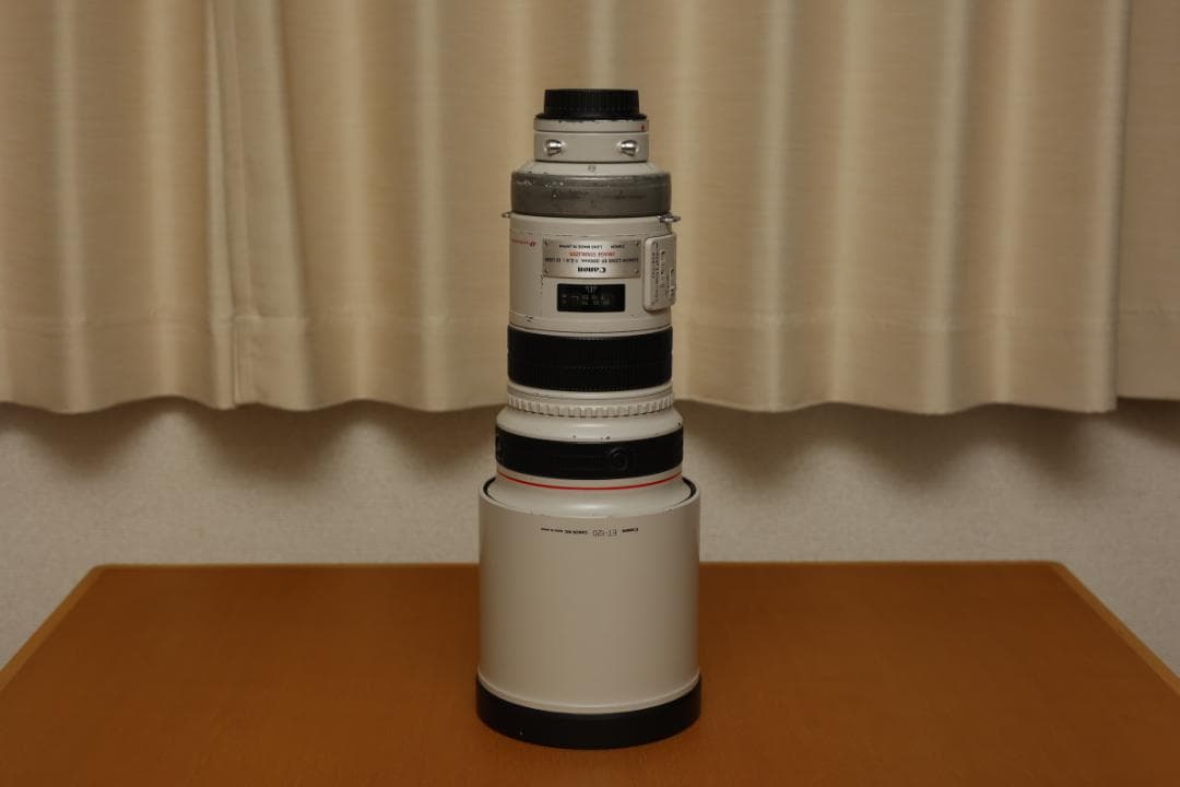 Canon EF300mm F2.8L IS USM　ケース、フード付き　おまけ
