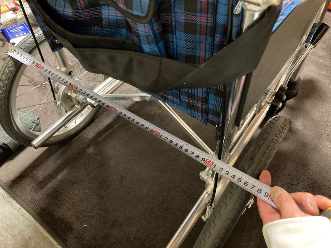 折りたたみ式介助用車椅子