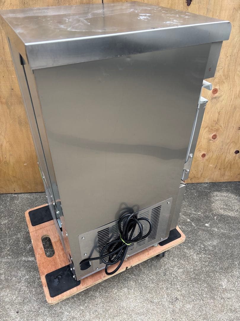 厨房機器Panasonic 業務用製氷機 SIM-S2500B 25kgジャンク
