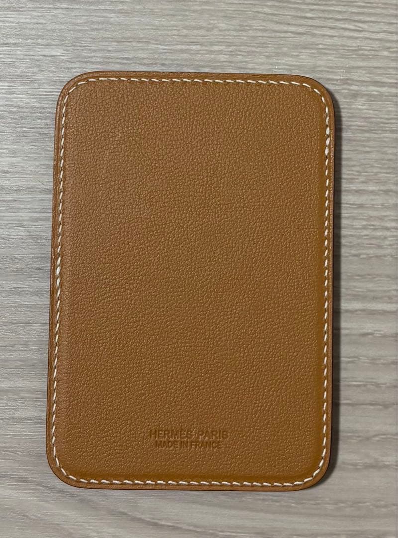 週末値下げ　美品　エルメス　MagSafe