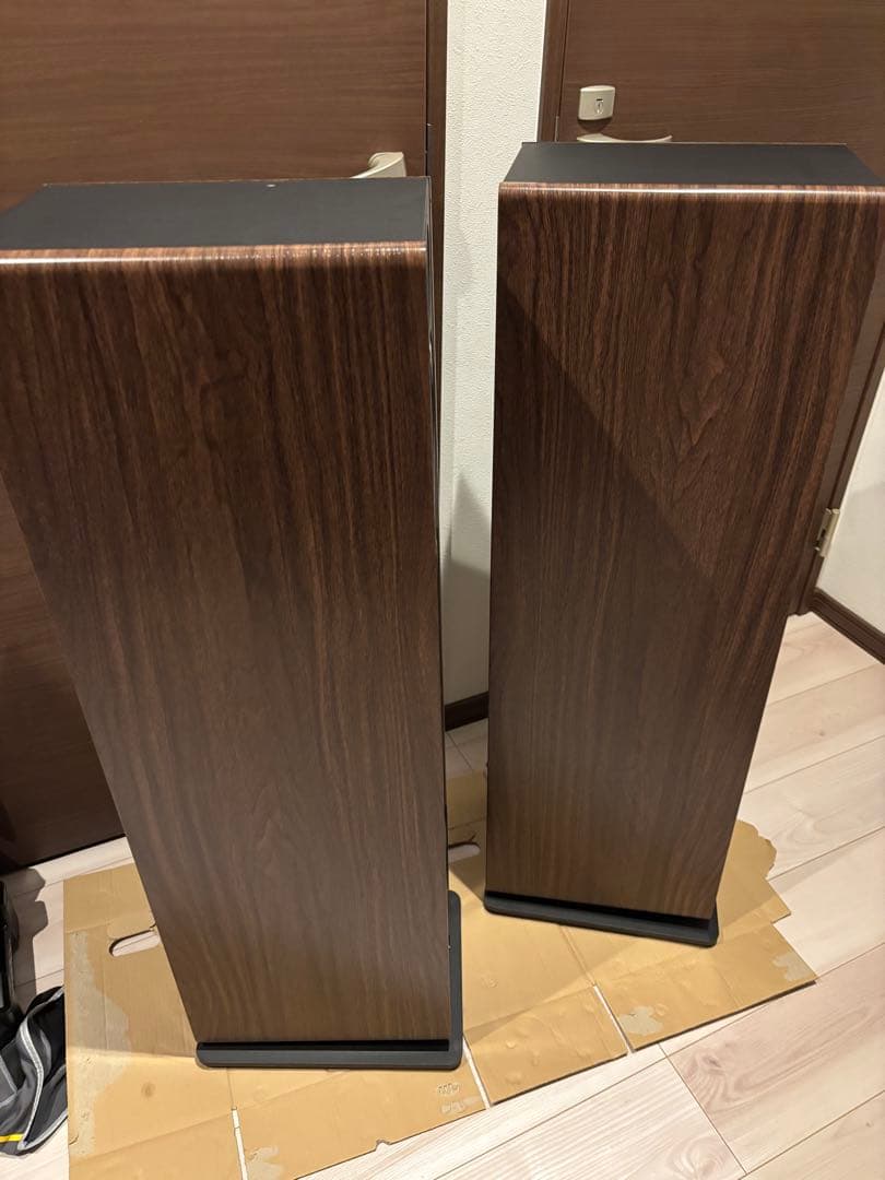 FOCAL VESTIA N°2 3ウェイ スピーカー 1本 トールボーイ①