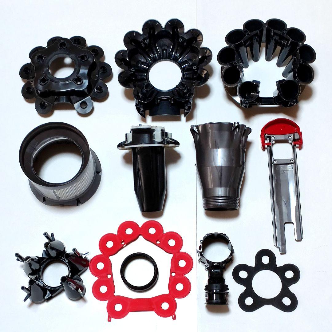 割引中 ダイソンV8 SV10掃除機 分解清掃済み動作品純正バッテリー2つセット