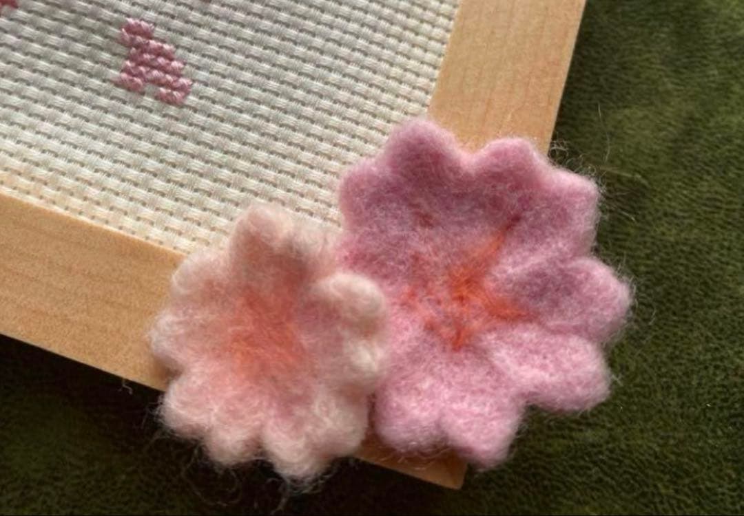 【完成品】桜のリース　クロスステッチ