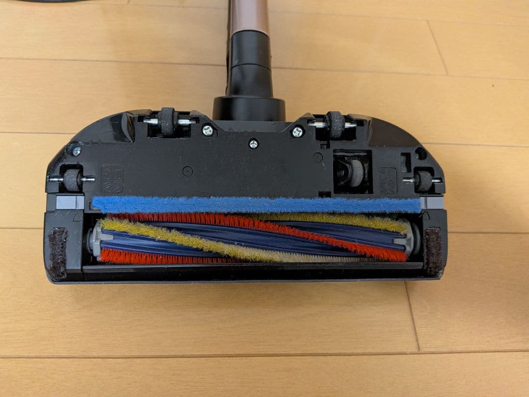 コードレススティッククリーナー「iNSTICK ZUBAQ」HC-JM1J-D