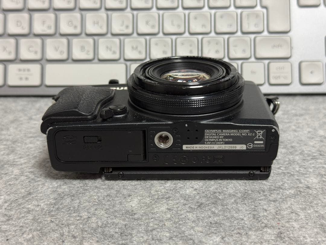 OLYMPUS XZ-2 コンパクトデジタルカメラ STYLUS