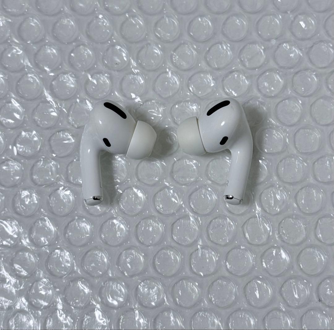 AirPods Pro 初代 ライトニング充電　純正品