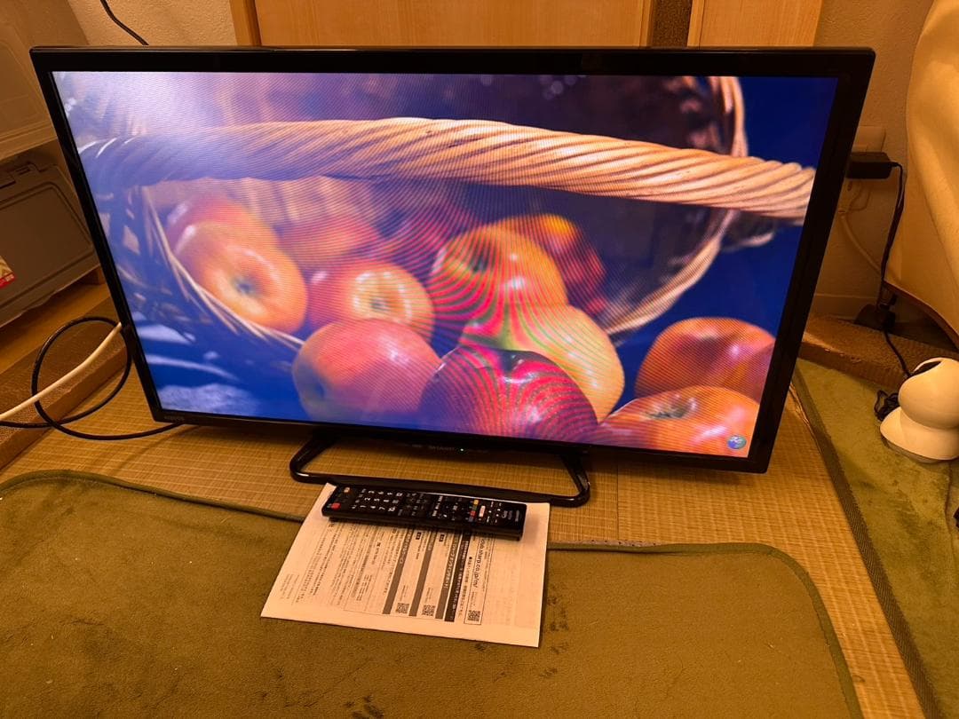 ヒロユキ様SHARP シャープ　32型　スマートテレビ LC-32W35 17年