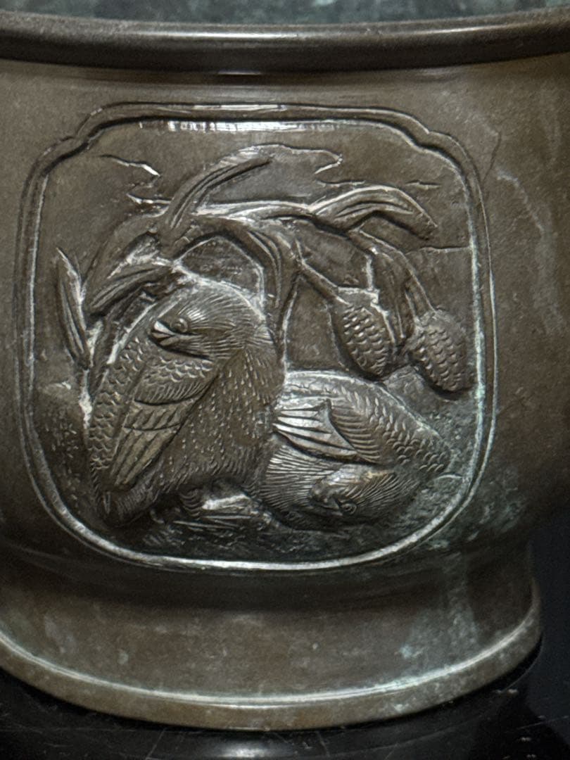 金工師 名人 造 宣徳銅製 細密窓絵鳥図 火入 香炉