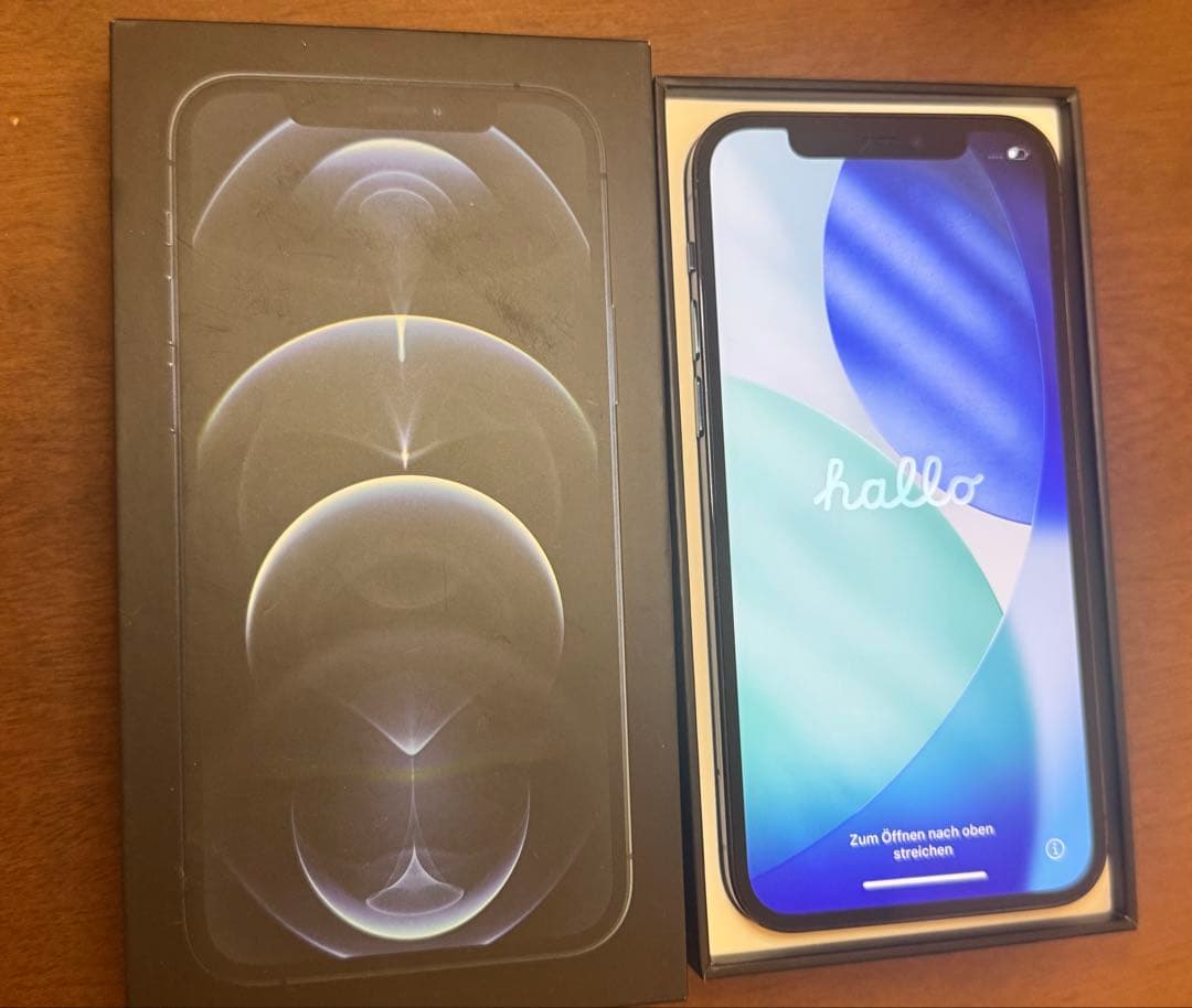 N*a様 美品Apple iPhone 12 Pro 128GB 傷なし