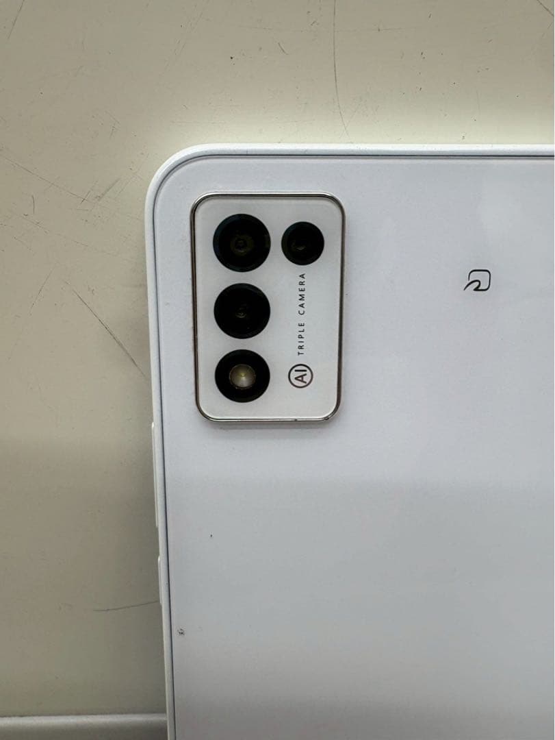 スマートフォン　Libero 5G III（A202ZT）64GB ホワイト