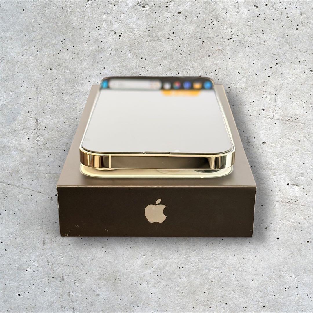 【美品】Apple iPhone 13 Pro Max 256Gシルバー