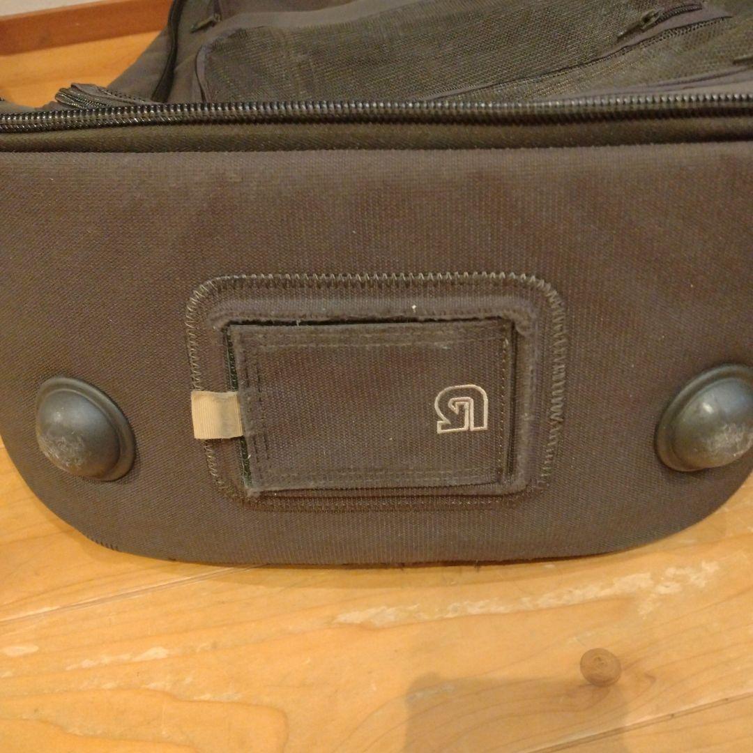 バートン BURTON キャリーバッグ　90L キャリーケース　コロコロ