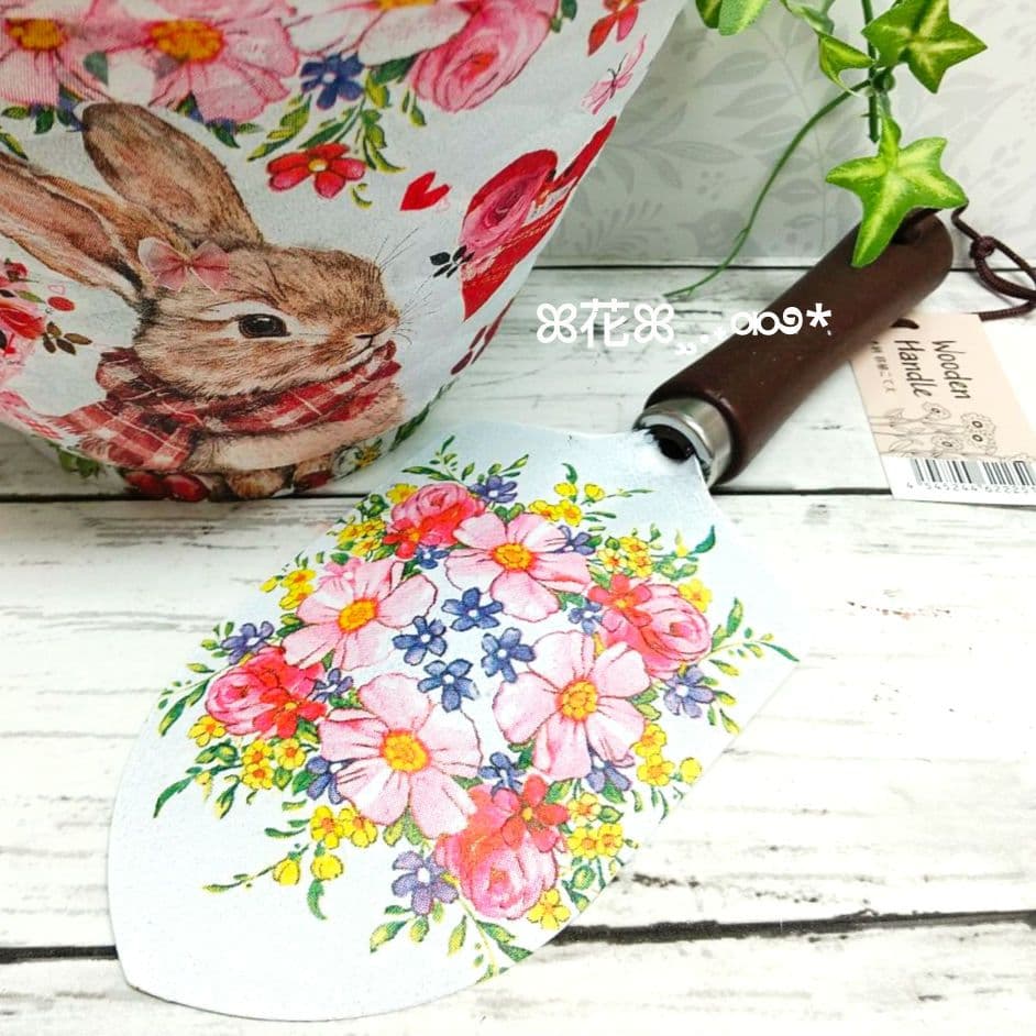デコパージュꔛ‬ꕤガーデン雑貨♡スコップ ♡うさぎ薔薇 ♡リメ缶♡インテリア