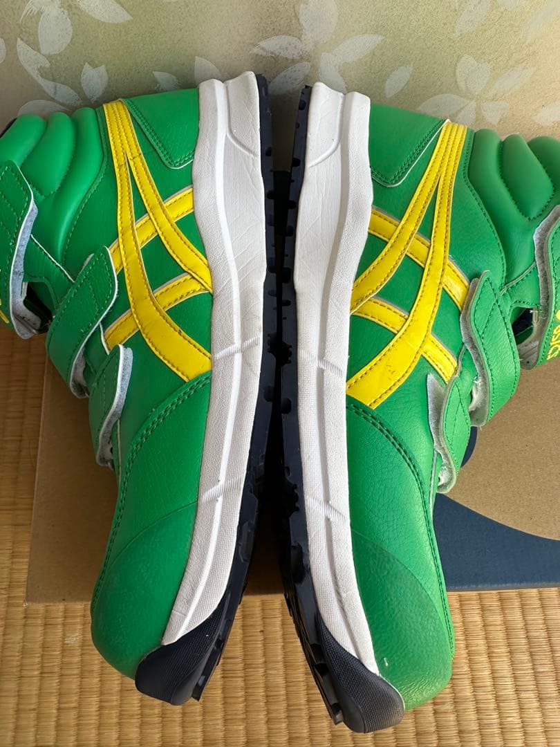 ASICS WINJOB CP302 安全靴 27.5cm 未使用 グリーン