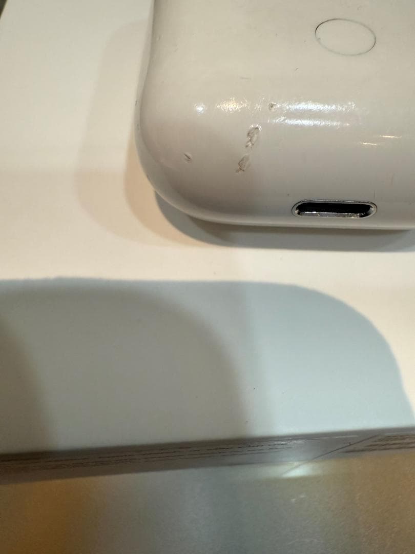 Apple AirPods 第二世代 2台セット 中古品 おまけ付き