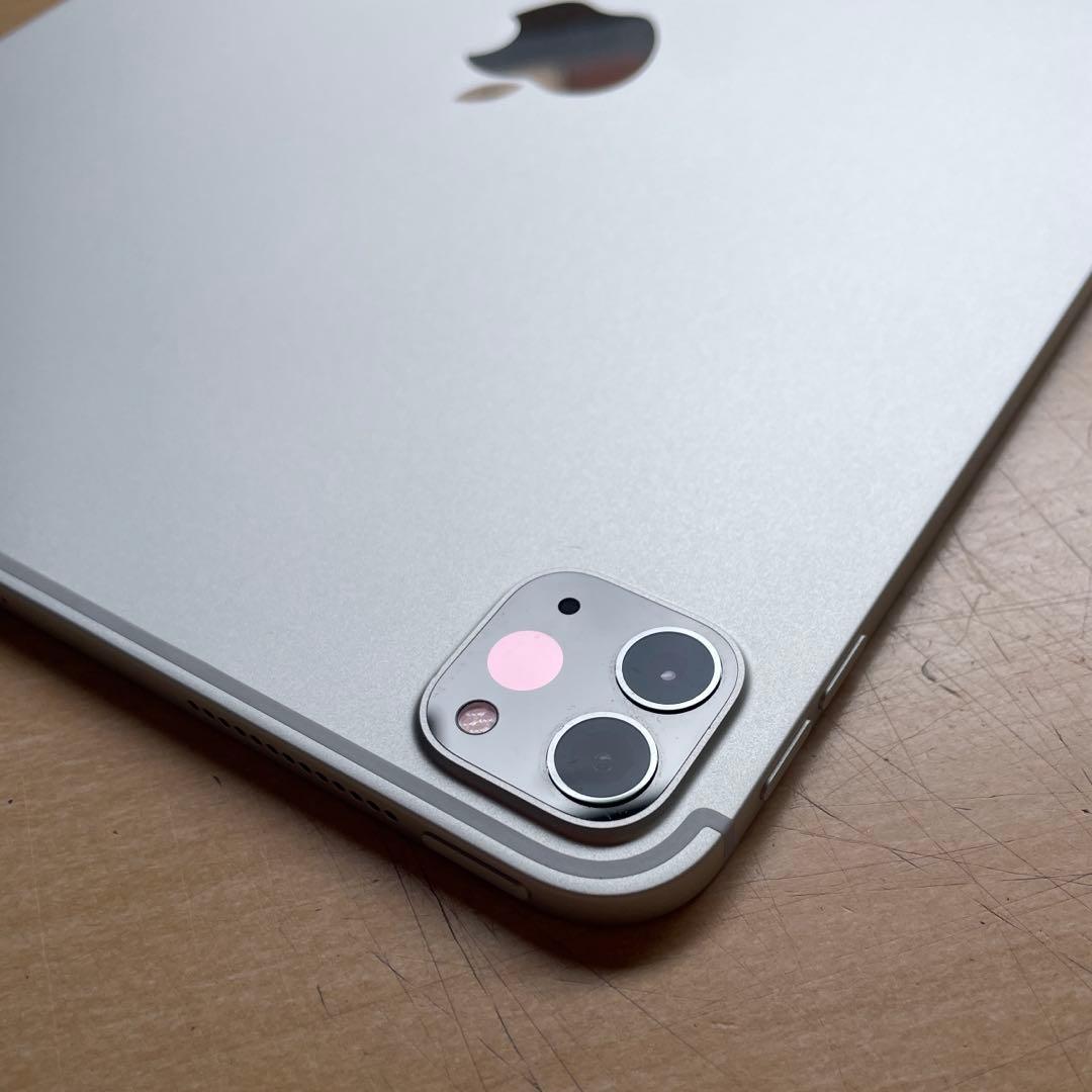iPad Pro 11インチ　第2世代　シルバー　128GB A2230 超美品