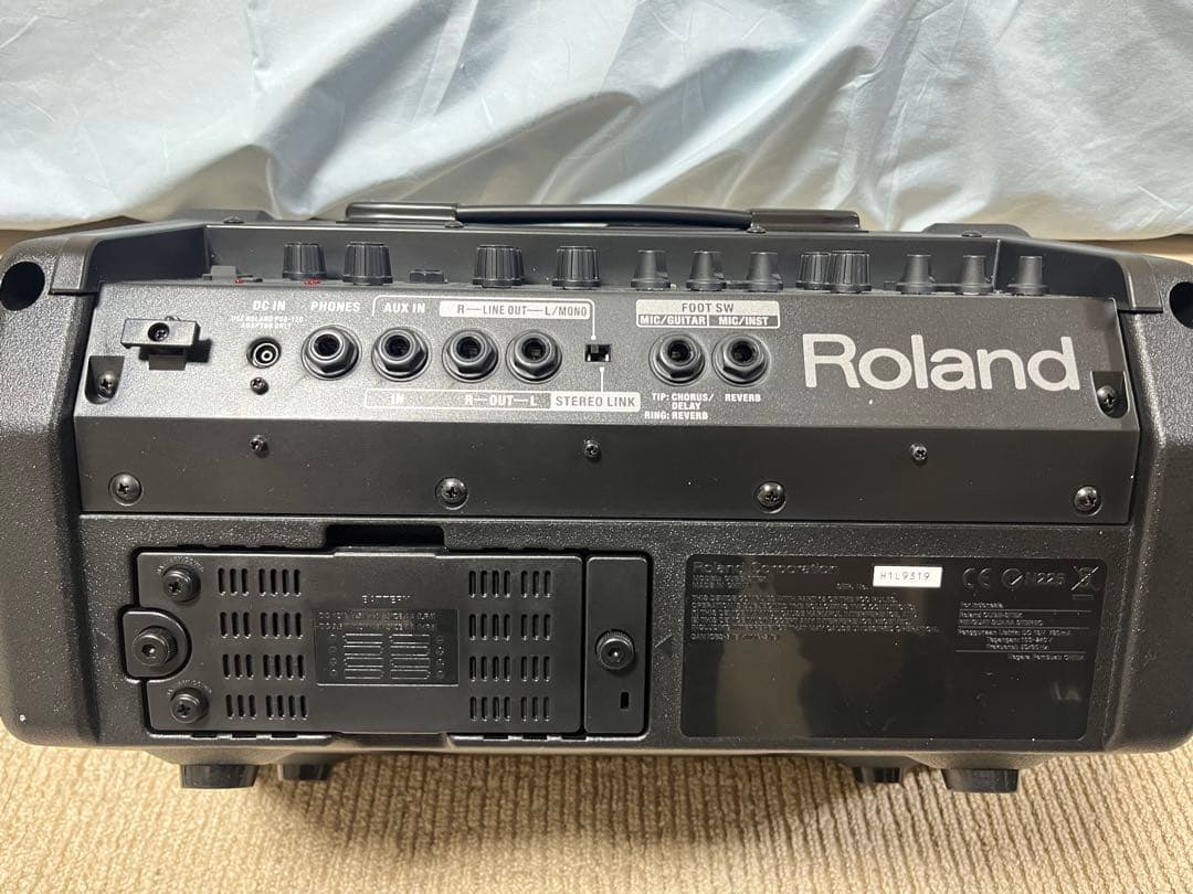 【値下げ可】Roland CUBE Street アンプ 本体 専用カバー付き
