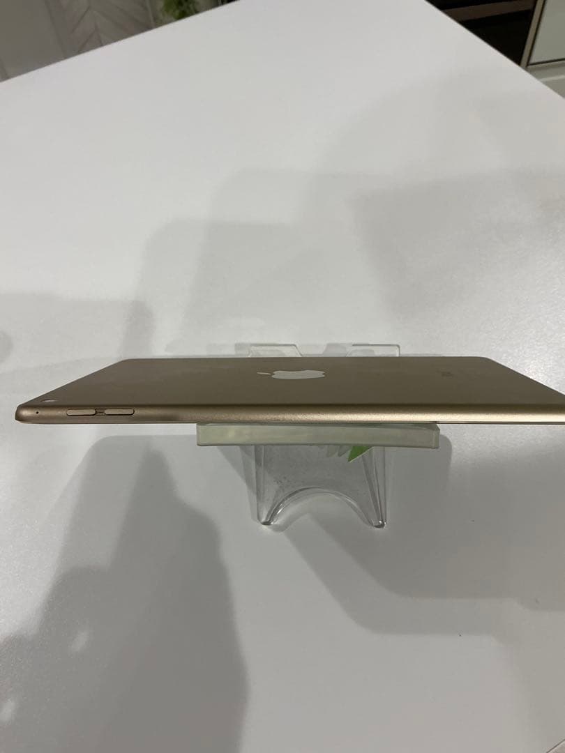 ipad mini4 64G ゴールド 中古