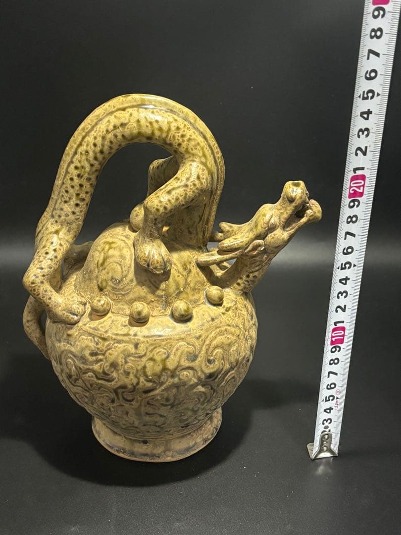 中国　ドラゴン持ち手の陶器壺