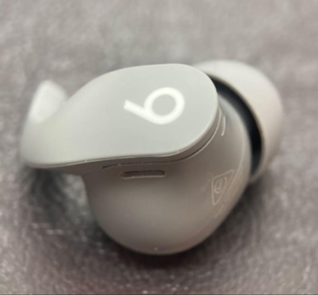 【美品】Beats Fit Pro【グレー右イヤホン】