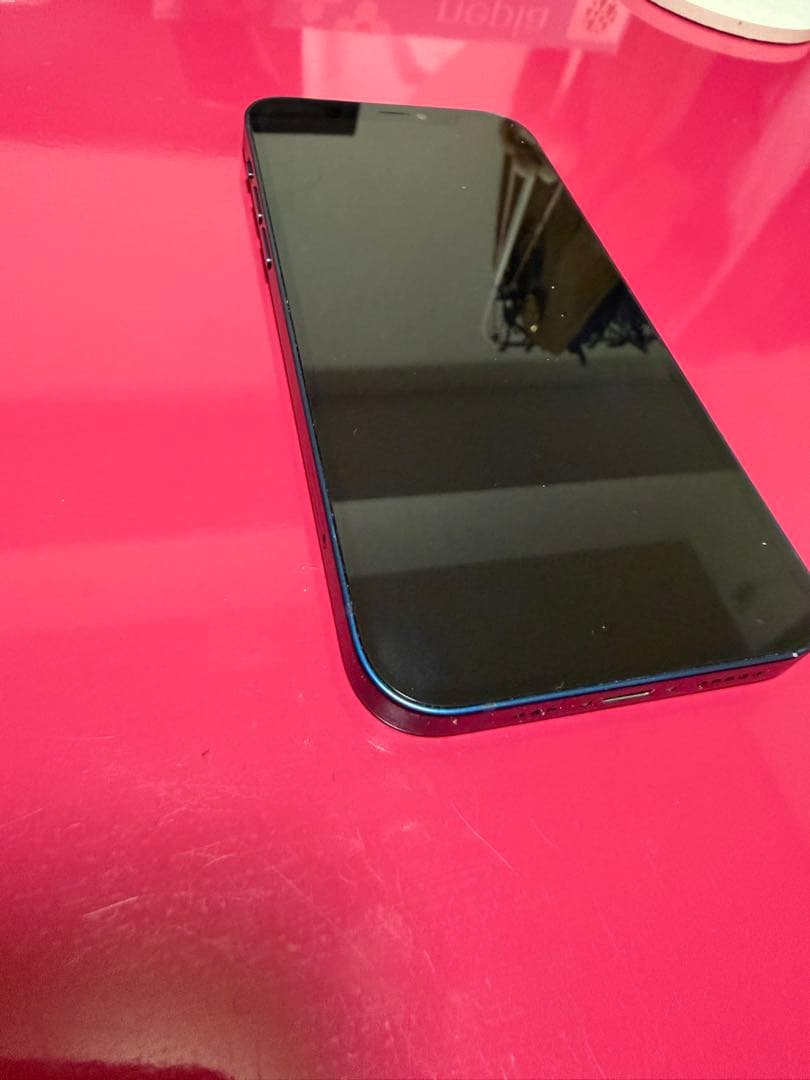 Apple iPhone 12 ブルー