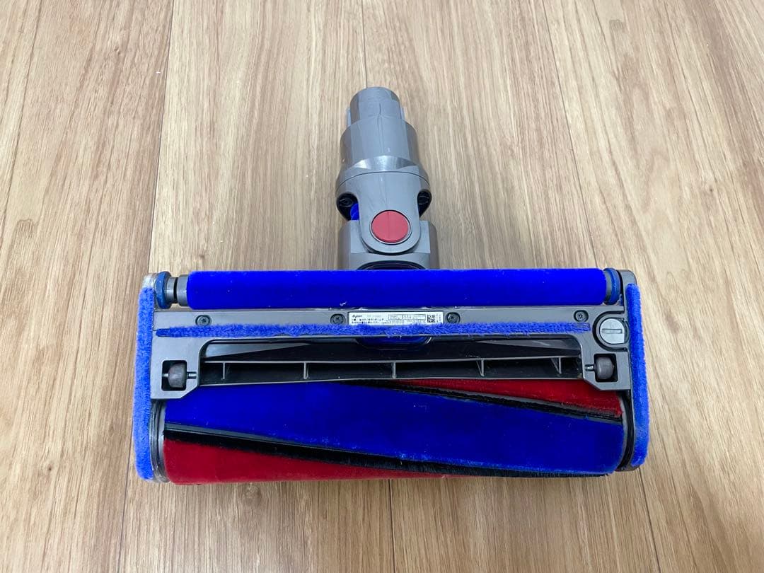 [中古] Dyson V8 Absolute 掃除機と付属パーツ