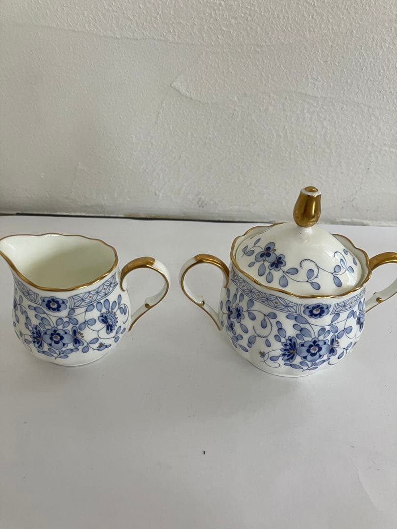 ナルミ　ボーンチャイナ　ミラノ　コーヒーカップ、ほか　3点セット