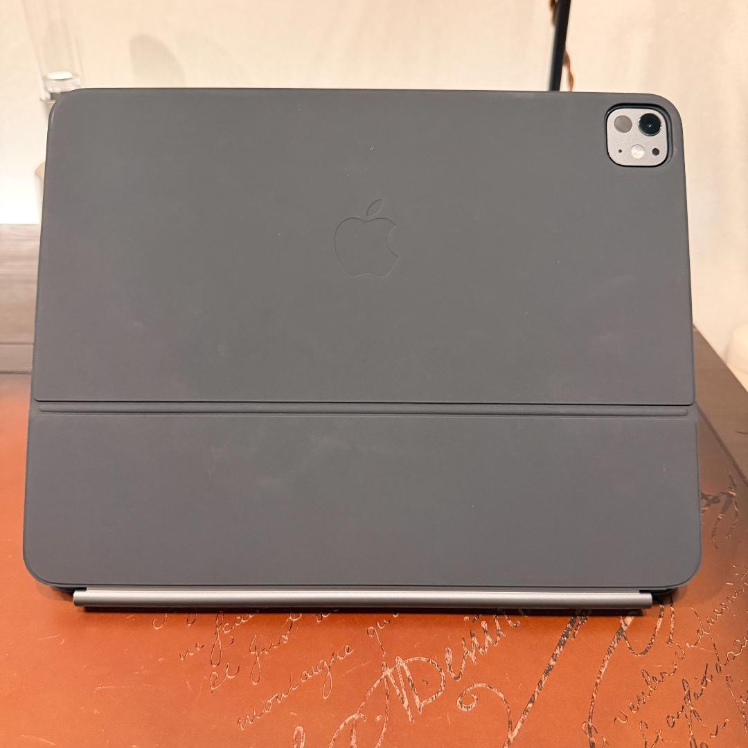 iPad Pro 13 M4 1TB セルラー MagicKeyboard US