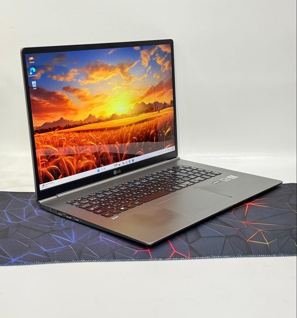 10世代LG gram 17インチ ノートPC/Corei5/ メモリー16GB