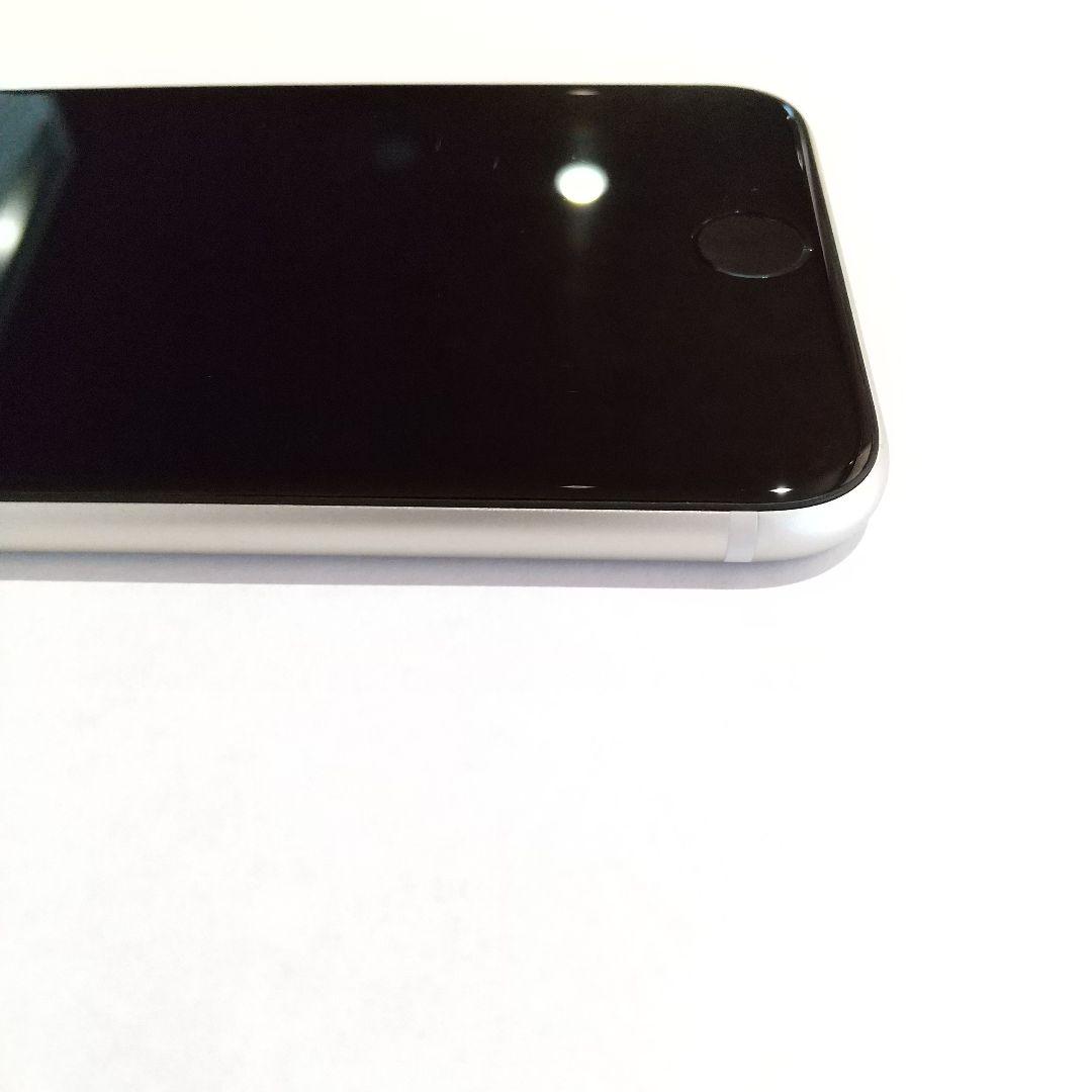 iPhone SE3 128Gb SIMフリー スターライト　白色　506172