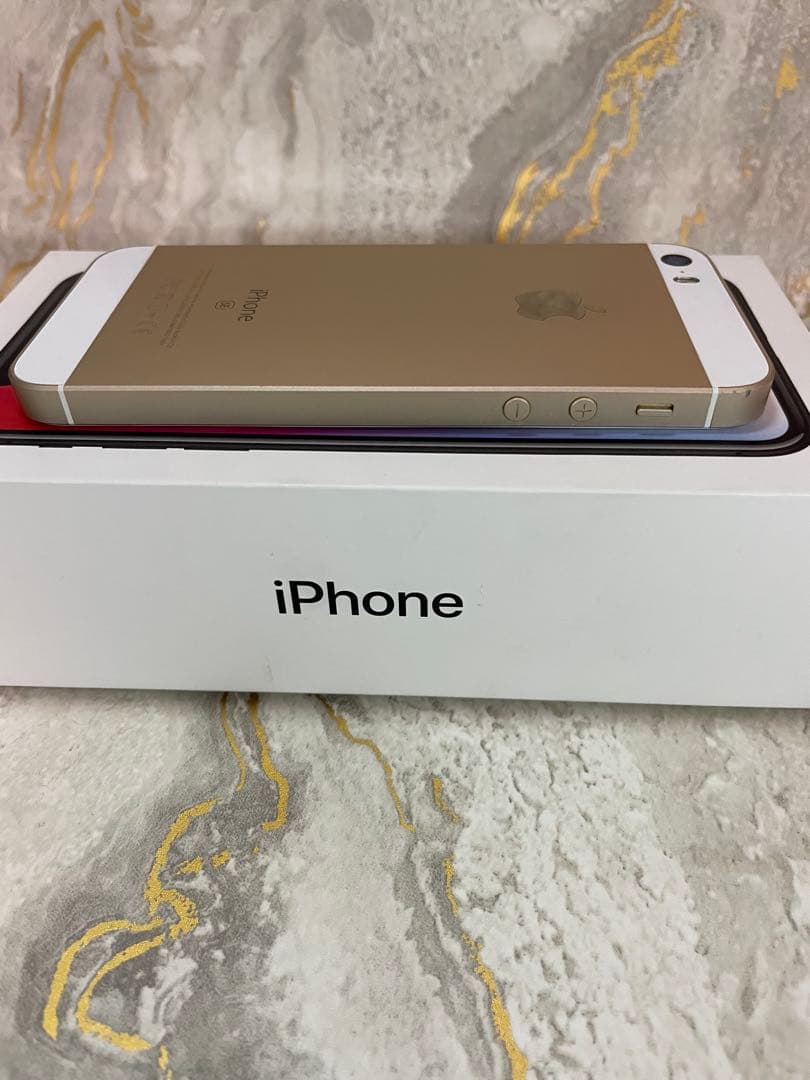 【極美品】iPhone SE 32GB ゴールド 87%