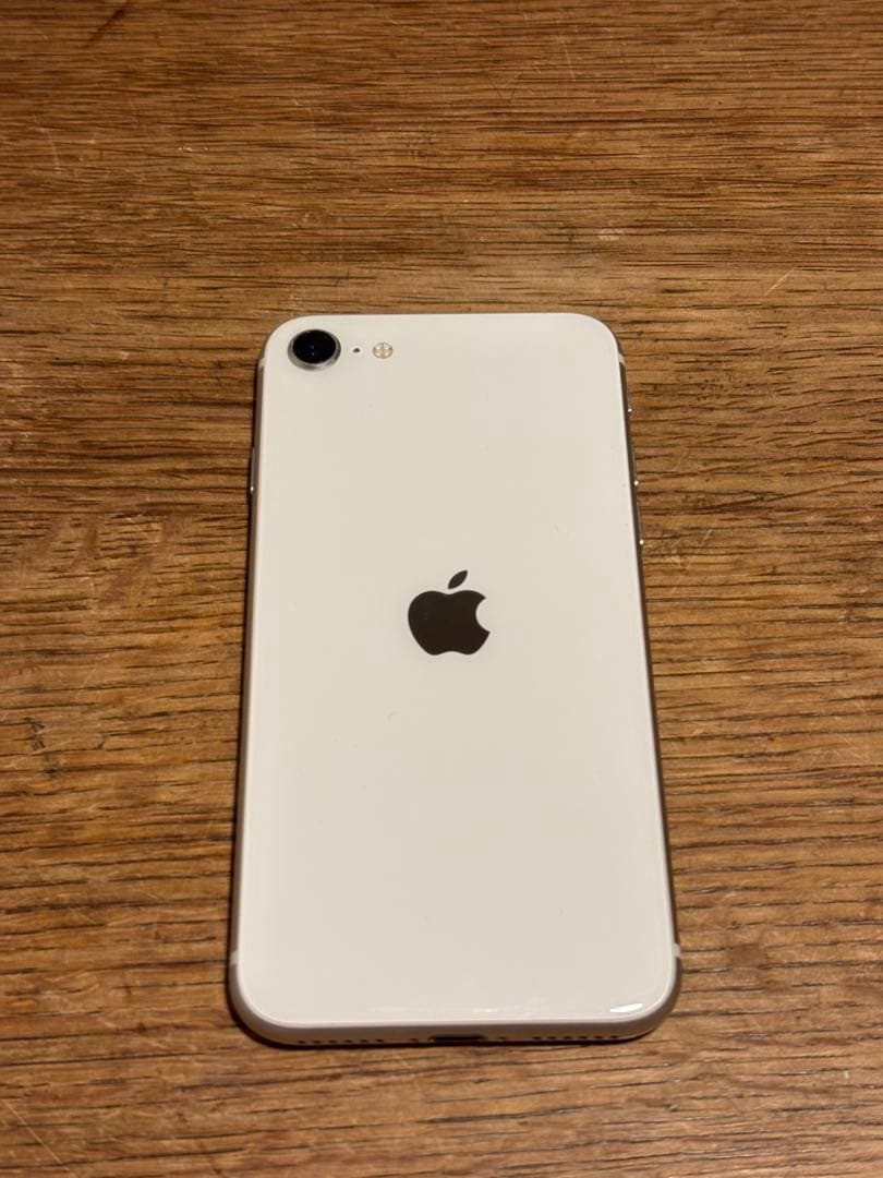 iPhone SE第3世代 64GBスターライト SIMフリー バッテリー84%