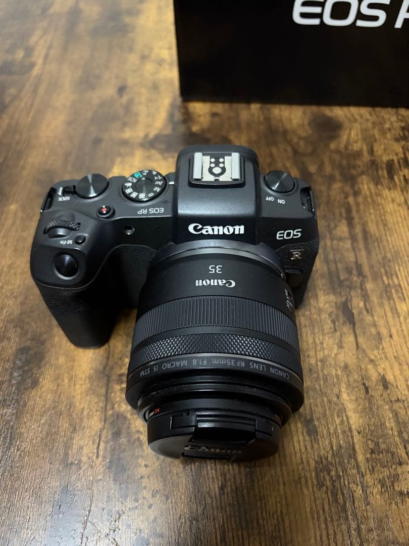 Canon EOS RP ミラーレスカメラ rf35mmレンズ付き