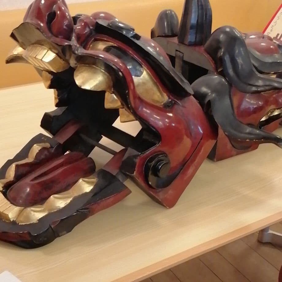 獅子頭雌