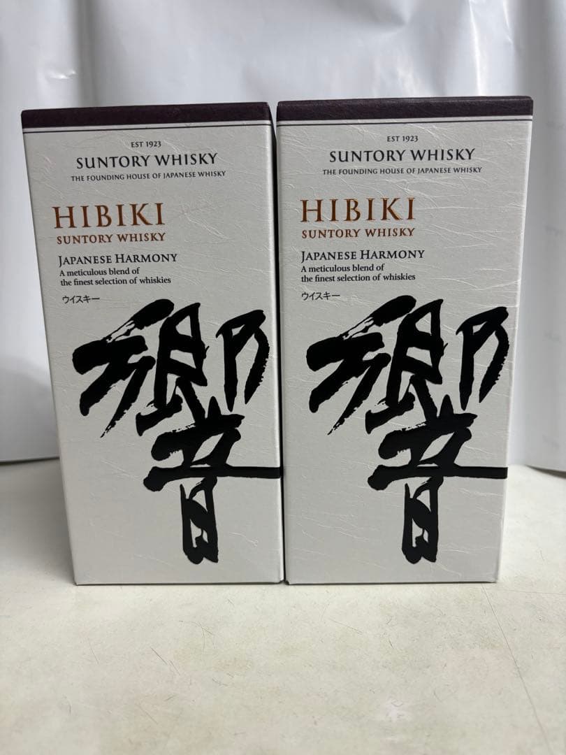 正規品　響Japanese Harmony 700ml 2本　箱入り