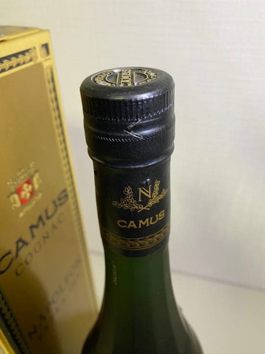 ウイスキー CAMUS EXTRA OLD NAPOLEON COGNAC