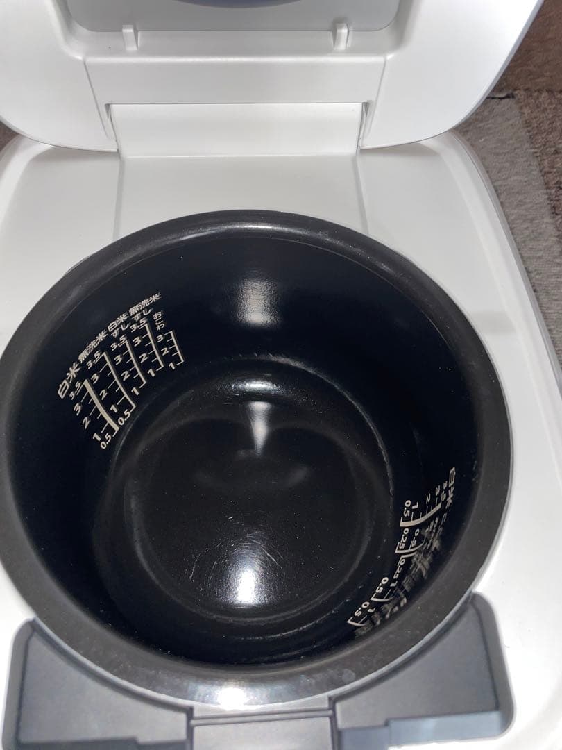 2024年製 TOSHIBA 炊飯器 3.5合