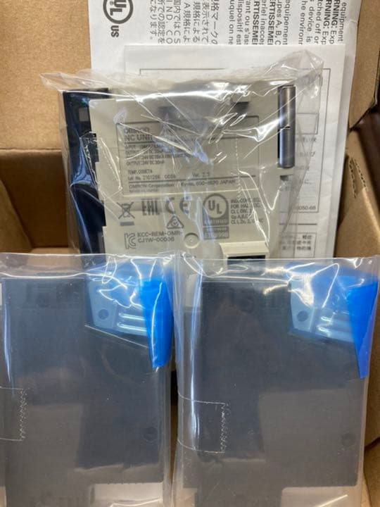 オムロン　位置制御ユニット　CJ1W-NC433  新品