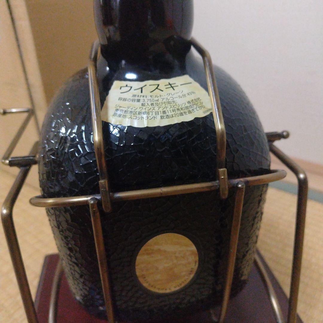グランド・オールドパー 12年 3.75L（ガロンボトル）」台座付き