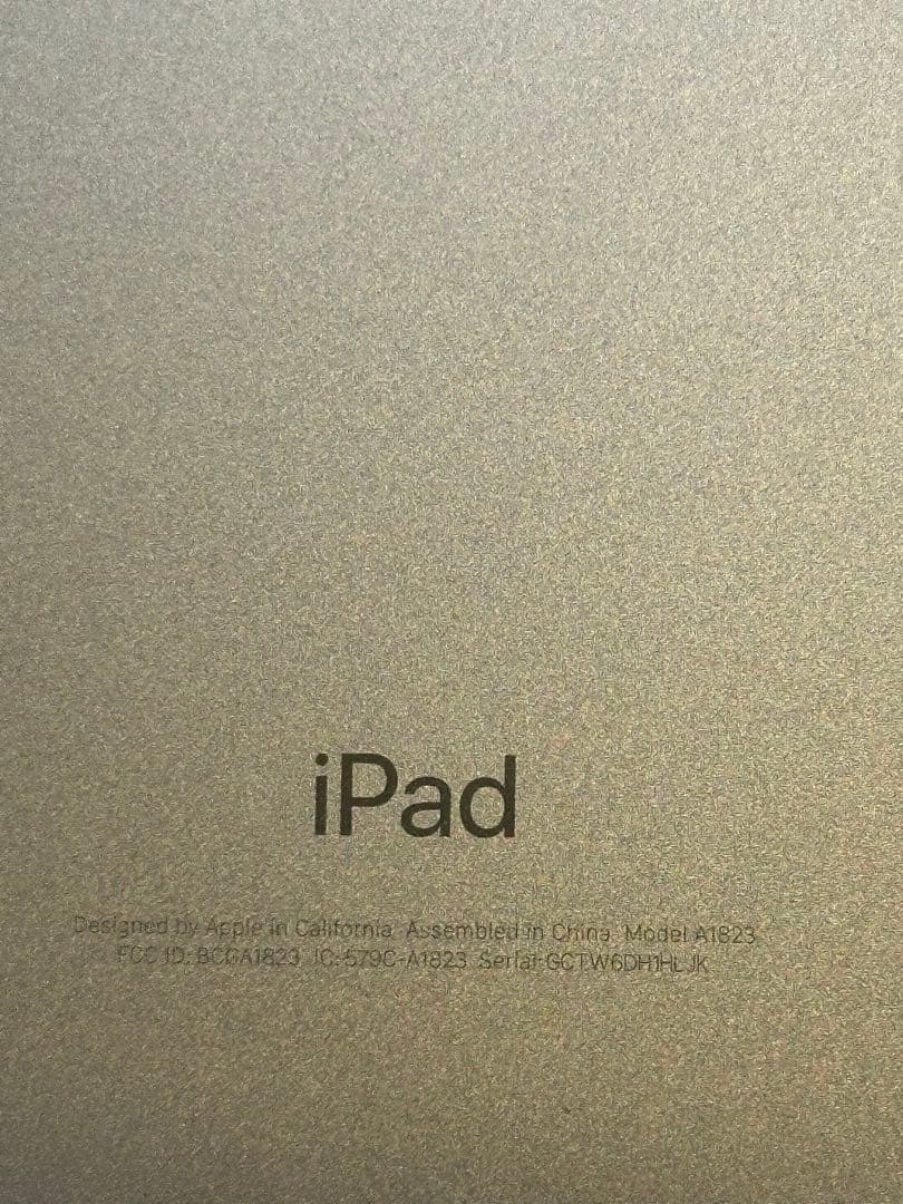 【美品】iPad 第5世代 Wi-Fi + Cellular A1823