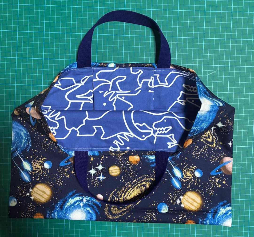 うー様確認用　宇宙柄　ネイビー×ゴールド　内ポケット付きレッスンバッグ