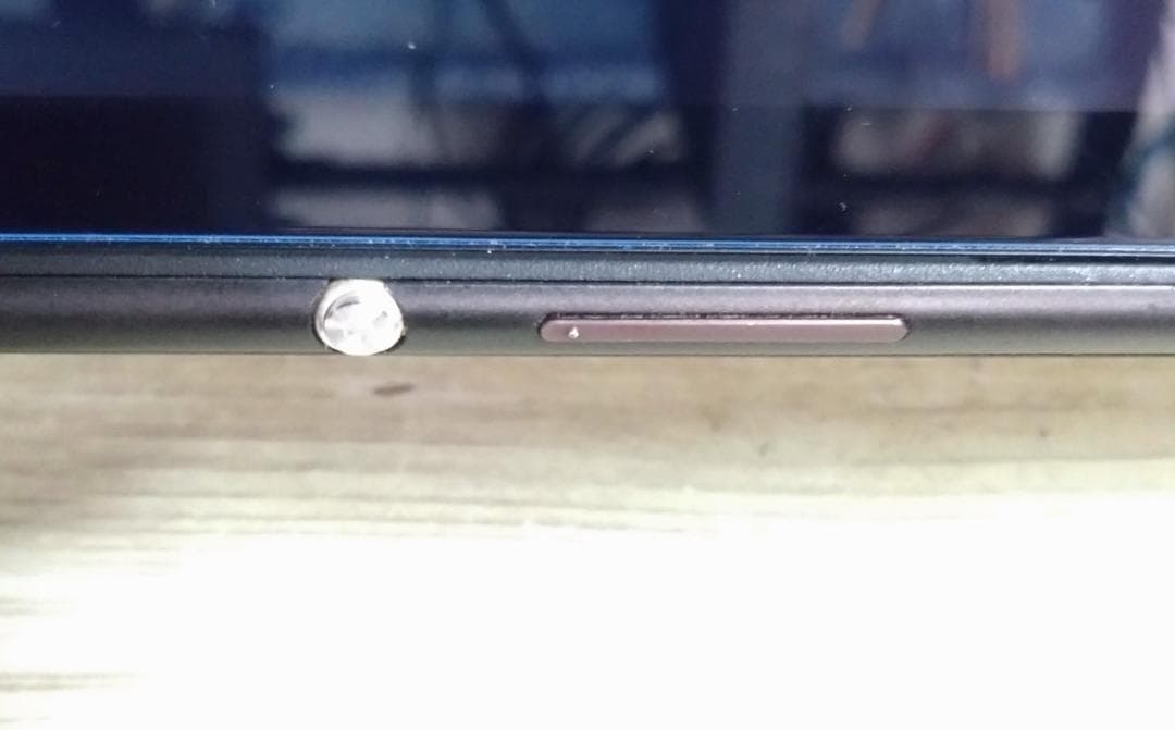 SONY　Xperia　Z4　Tablet　ブラック