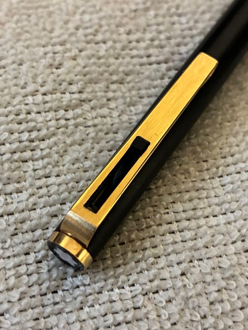 ◾️MONT BLANC モンブラン◾️ハンマートリガー式ボールペン◾️黒／金色◾️