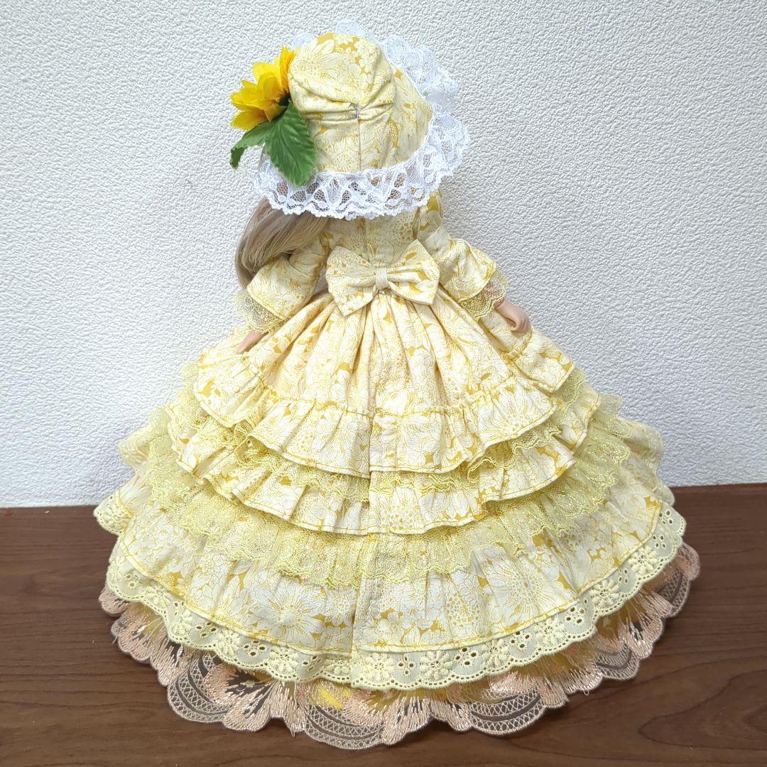 ゆ*ん様 ジェニーフレンド27cmドール服　ひまわりのドレス