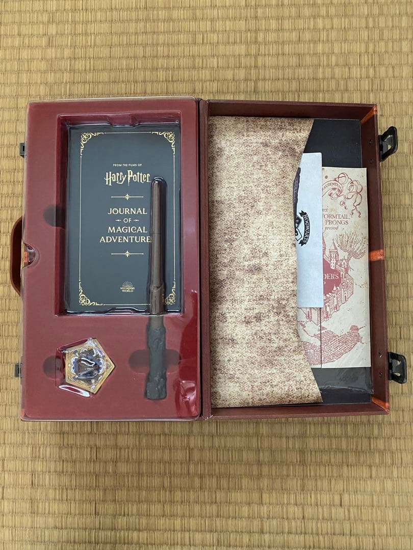 【新品未使用】ハリーポッター ホグワーツトランク コレクタブルセット