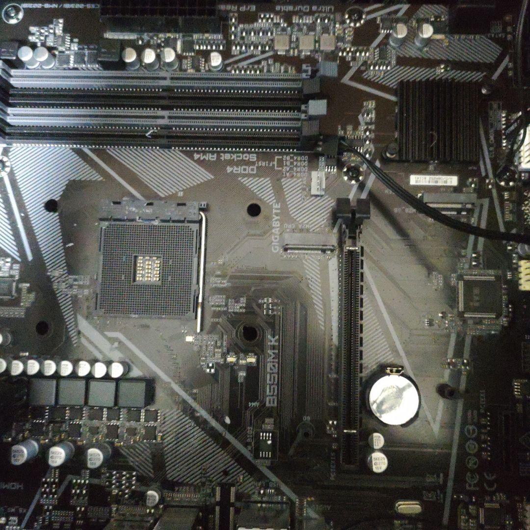 マザーボード B550 mk GYGABITE mATX
