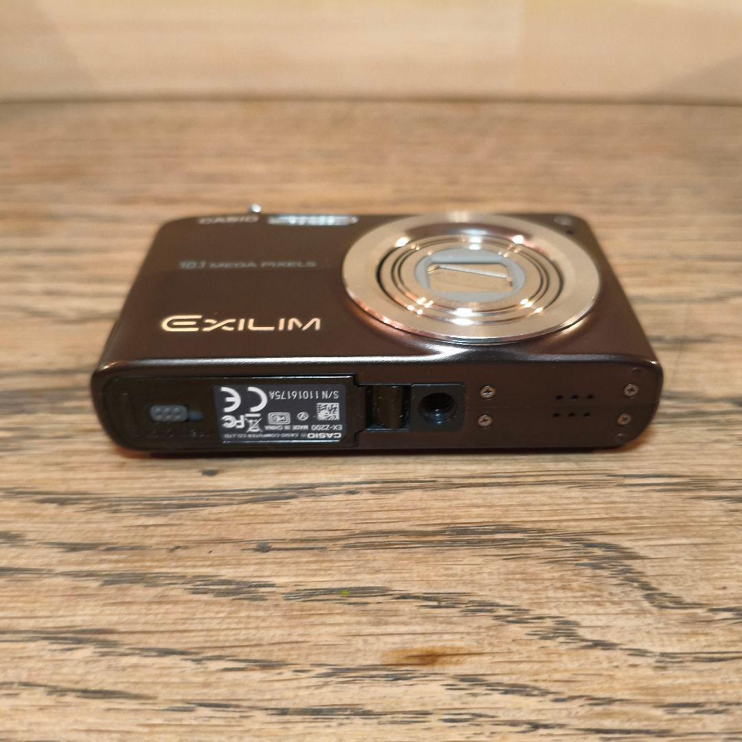 【動作確認済】CASIO EXILIM EX-Z200 ブラック 予備電池付