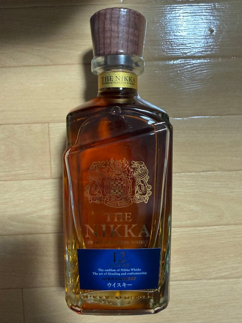 THE NIKKA 12年 プレミアムブレンドウイスキー ギフトボックス入り